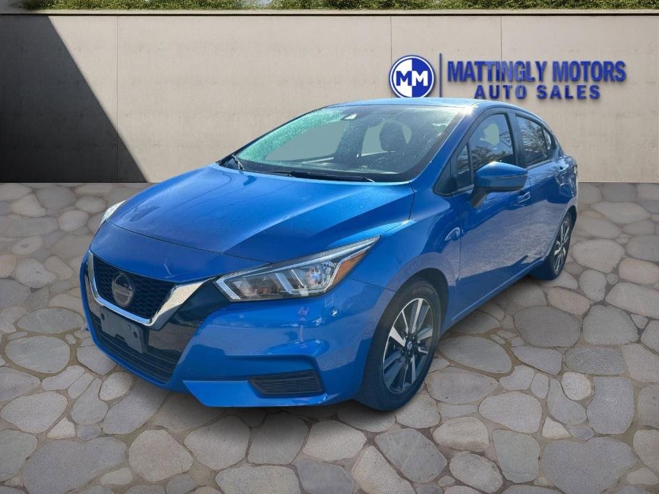 Used 2021 Nissan Versa SV image 3