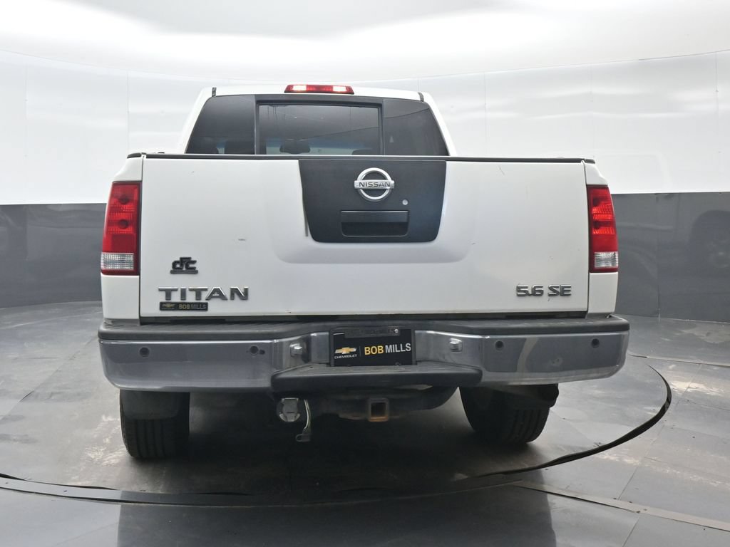 Used 2005 Nissan Titan SE w/ (T01) Tow Pkg AWD/4WD image 5