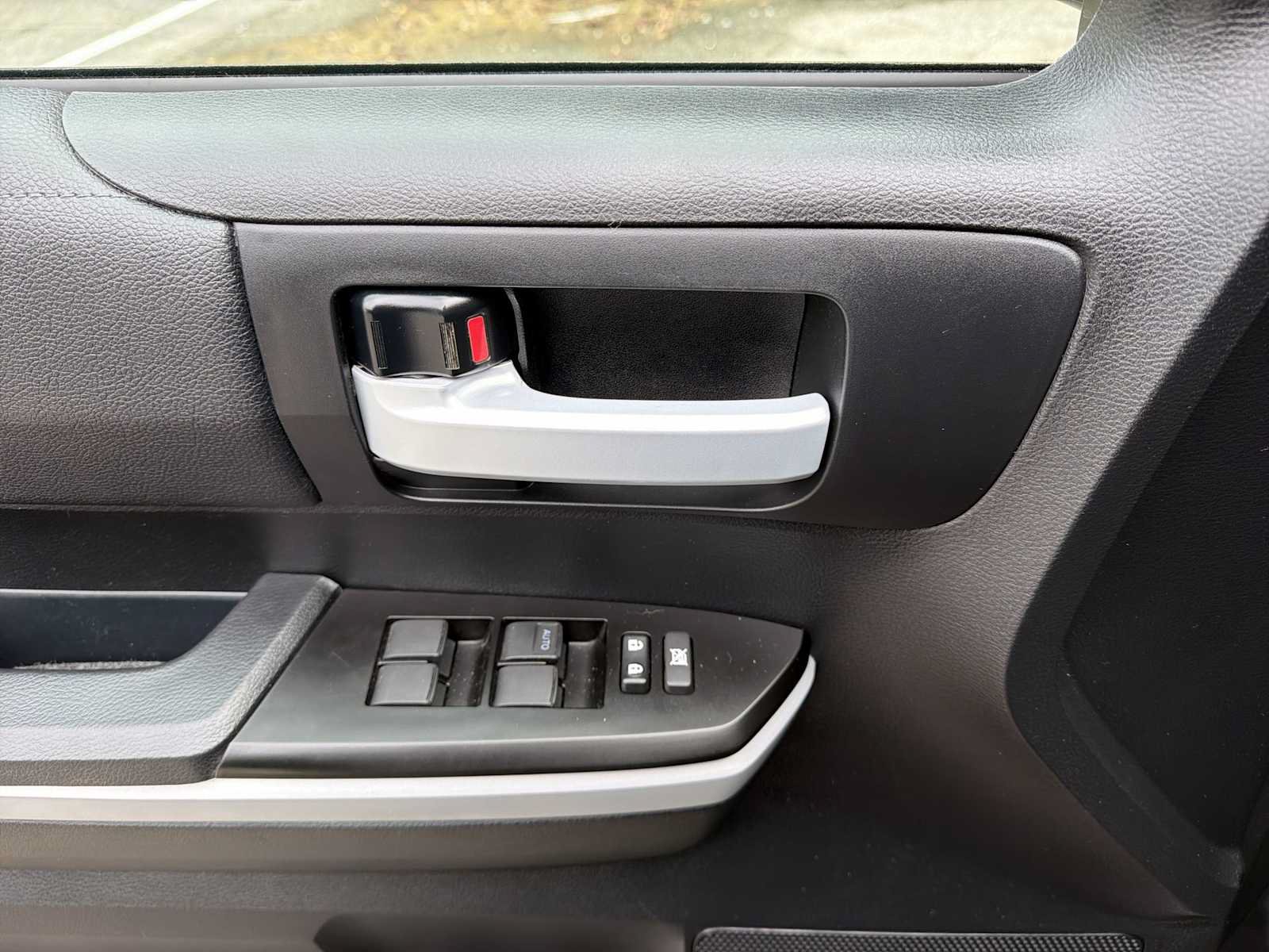Used 2019 Toyota Tundra SR5 AWD/4WD image 21