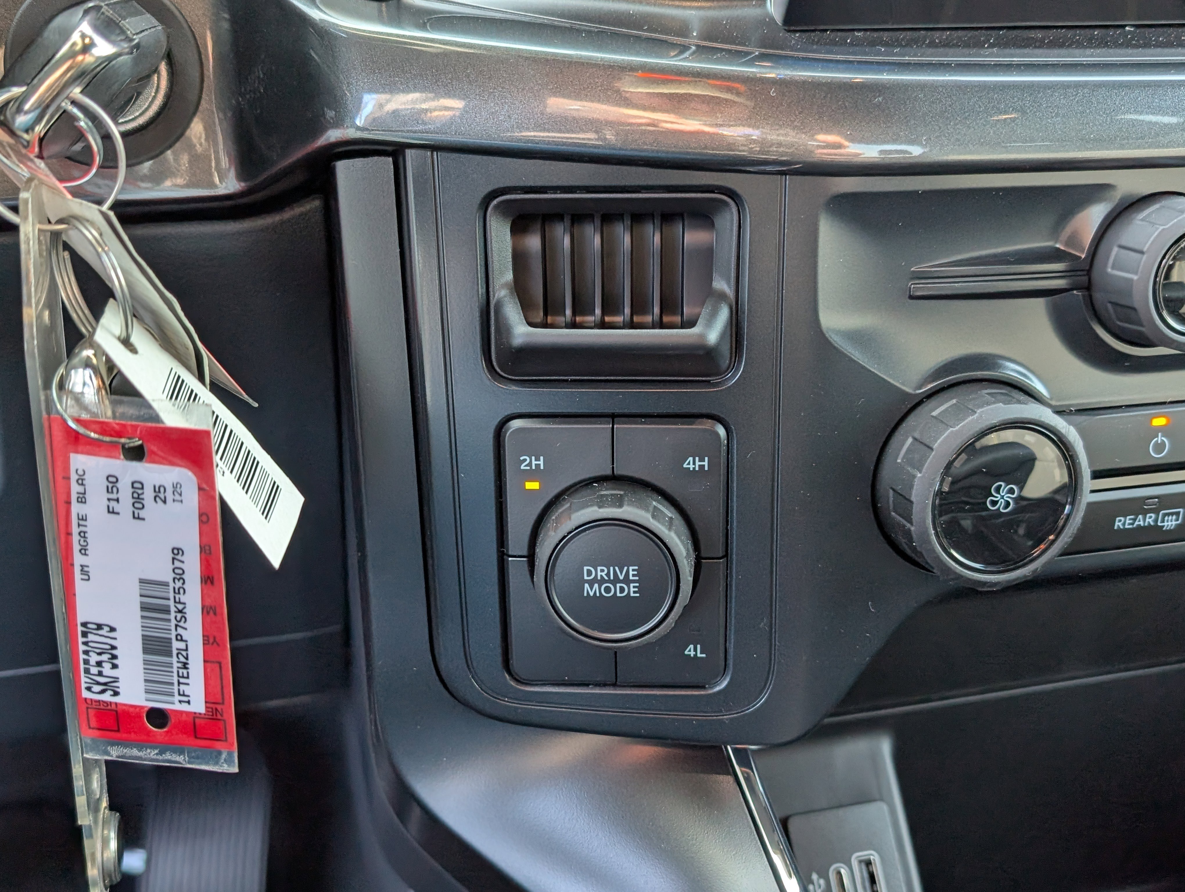 New 2025 Ford F150 STX w/ Equipment Group 200A image 17