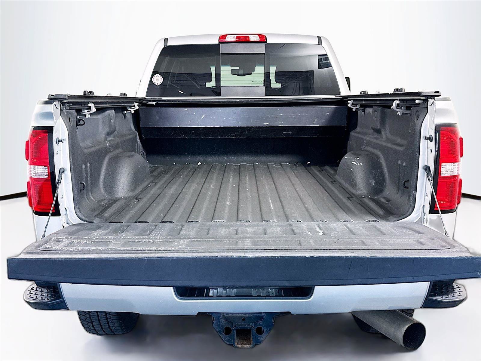 Used 2019 GMC Sierra 2500 Denali w/ Duramax Plus Package AWD/4WD image 4