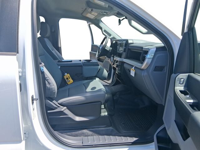 New 2026 Ford F450 XL w/ XL Chrome Package AWD/4WD image 17