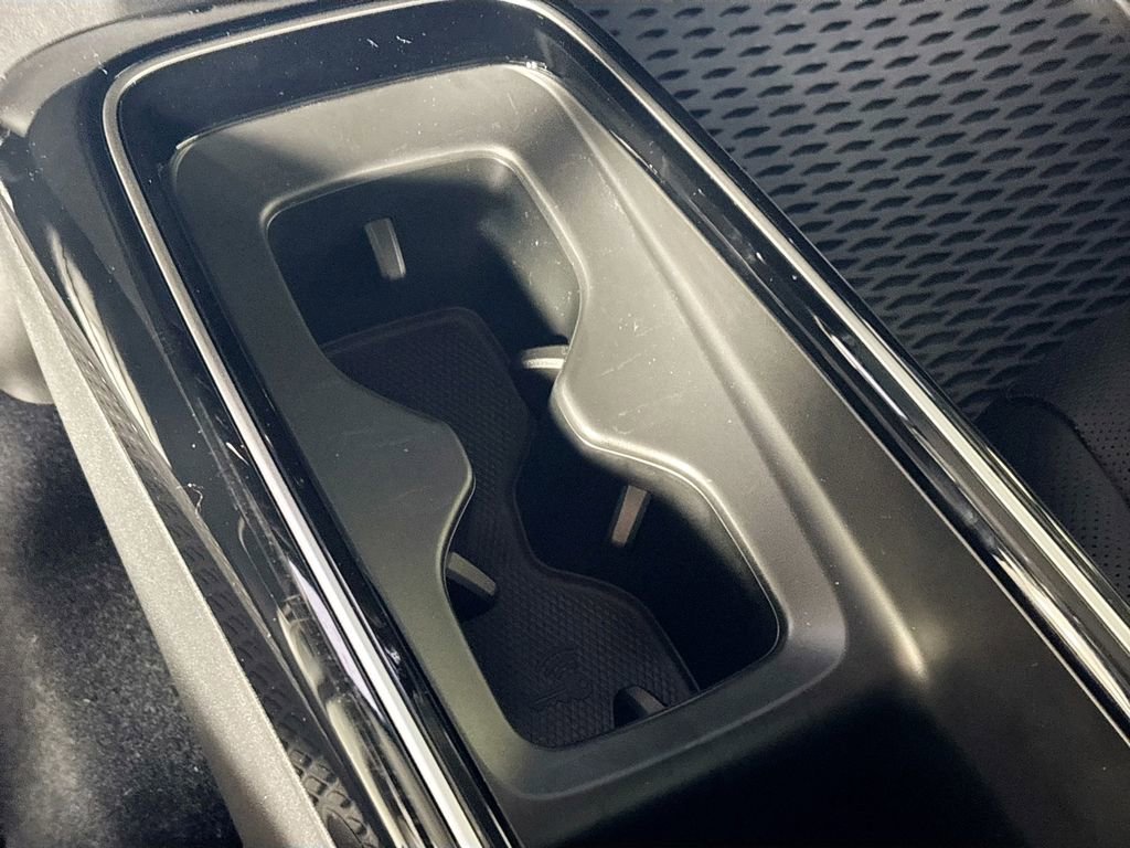 New 2025 Volkswagen ID.4 Pro S Plus image 16