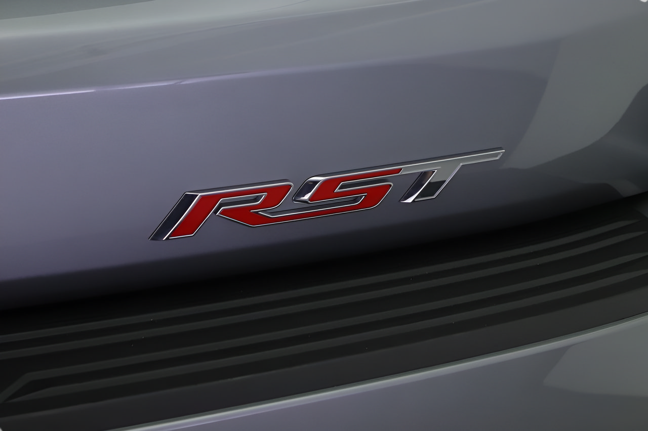 Used 2026 Chevrolet Suburban RST RWD image 20