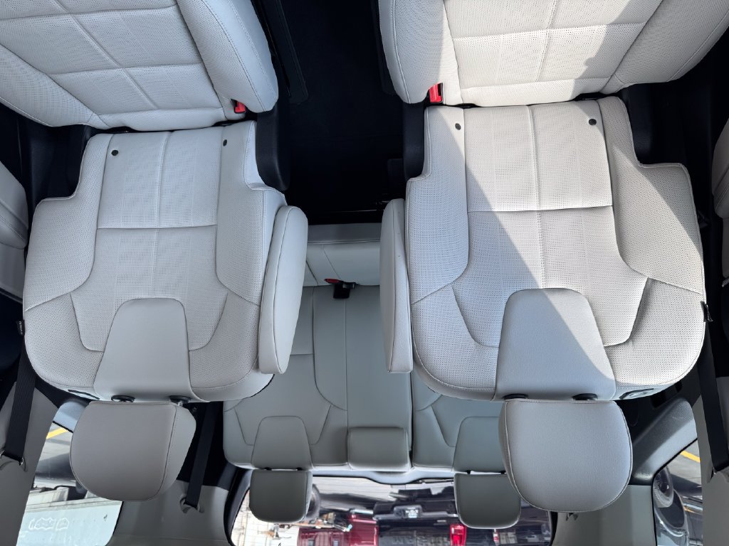 Used 2024 Kia Telluride SX FWD image 15