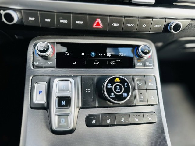 Used 2024 Hyundai Palisade Calligraphy image 13