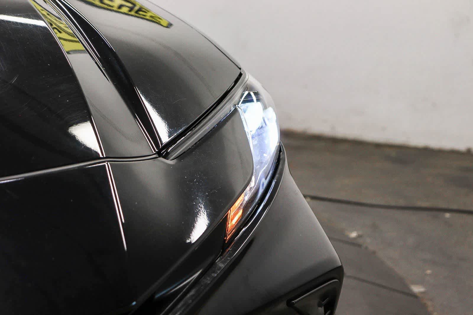Used 2026 Toyota Camry SE FWD image 7