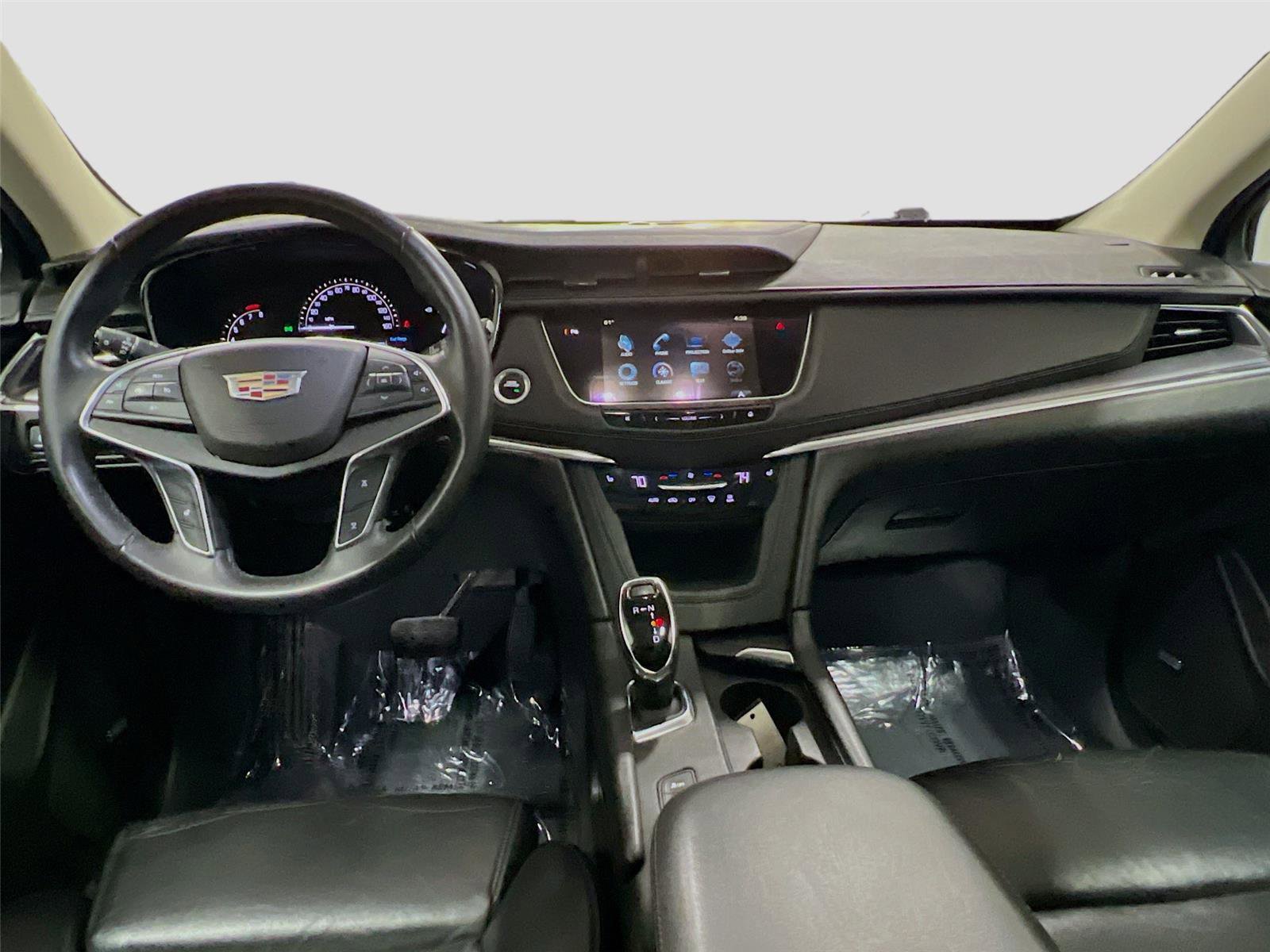 Used 2017 Cadillac XT5 Luxury image 23