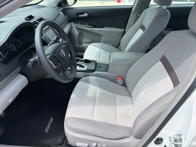 Used 2013 Toyota Camry LE FWD image 5