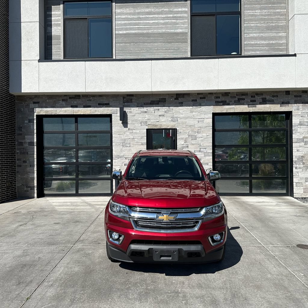 Used 2019 Chevrolet Colorado LT w/ LT Convenience Package AWD/4WD image 8