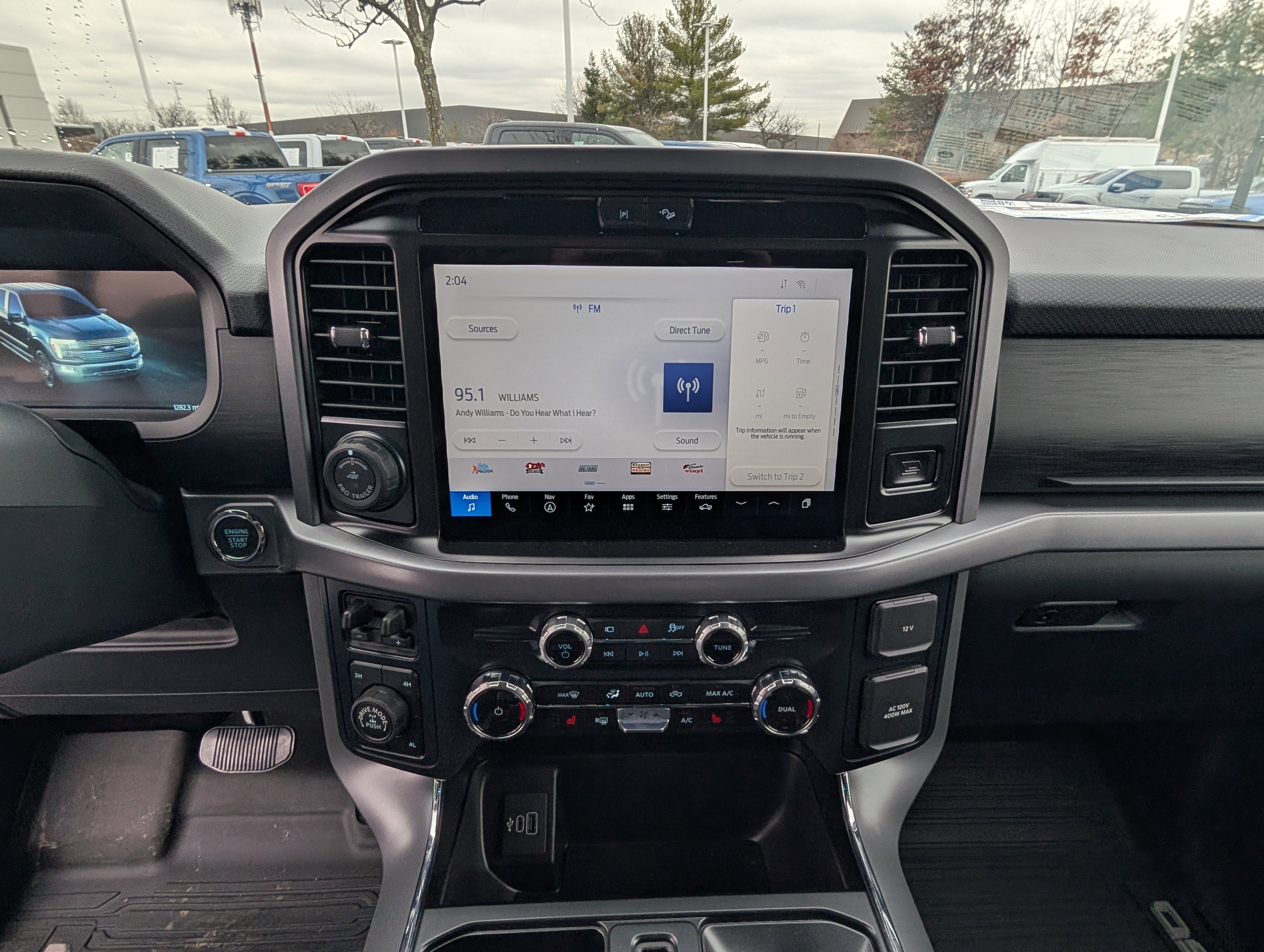 New 2025 Ford F150 XLT w/ Equipment Group 302A MID image 14