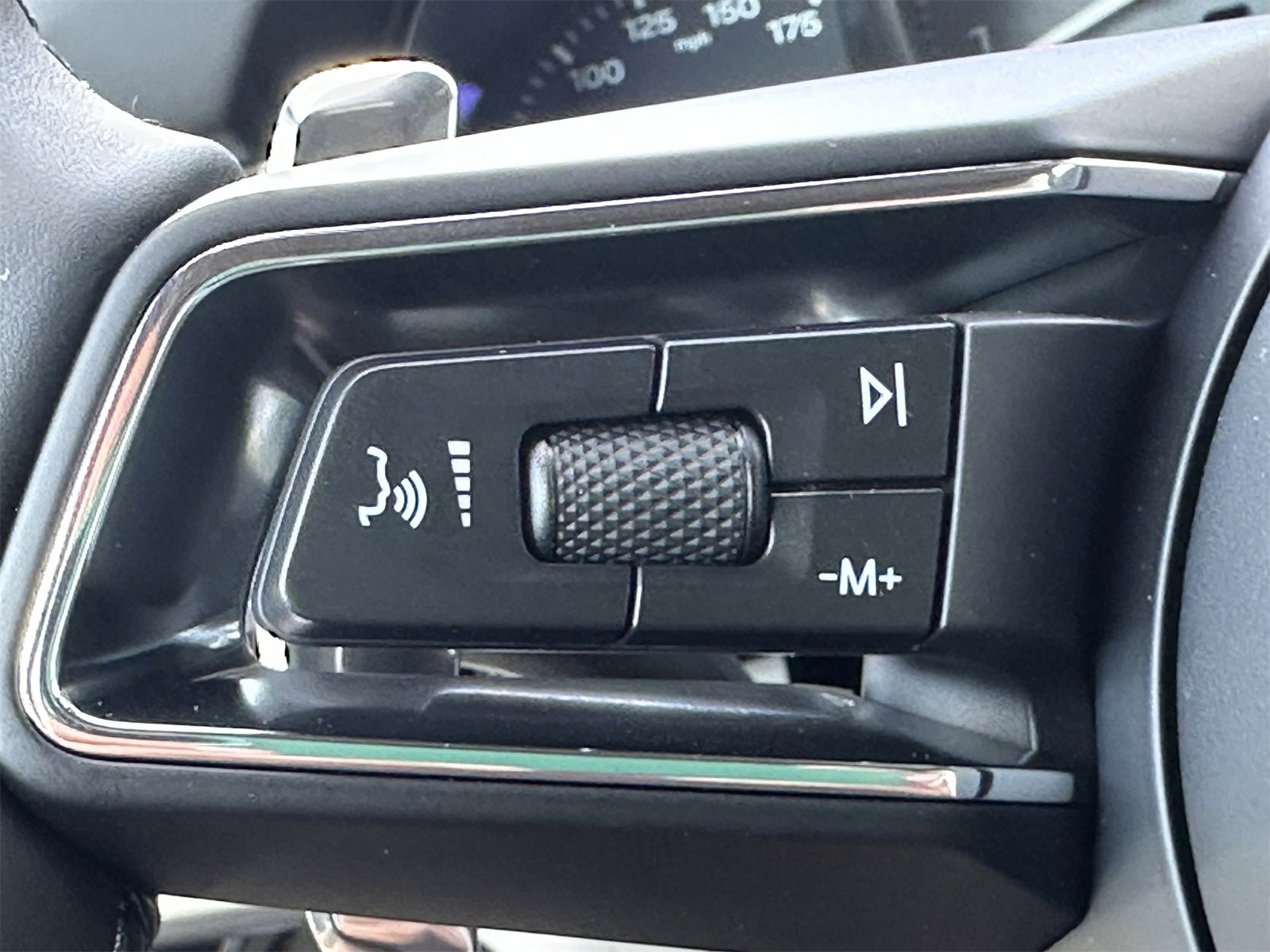 New 2026 Porsche Macan S image 26