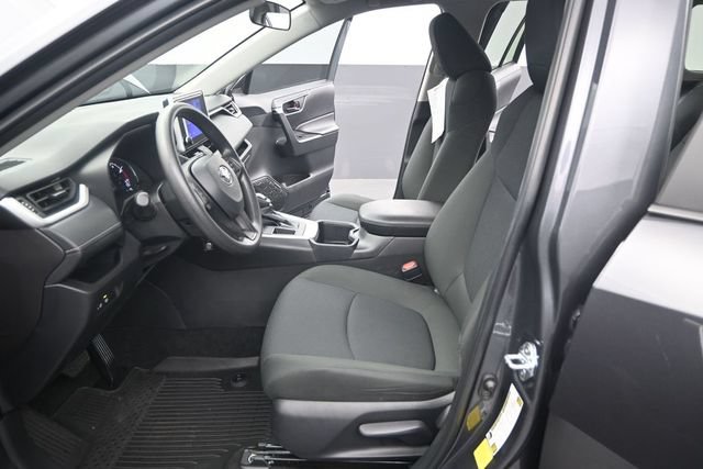 Used 2025 Toyota RAV4 LE FWD image 10