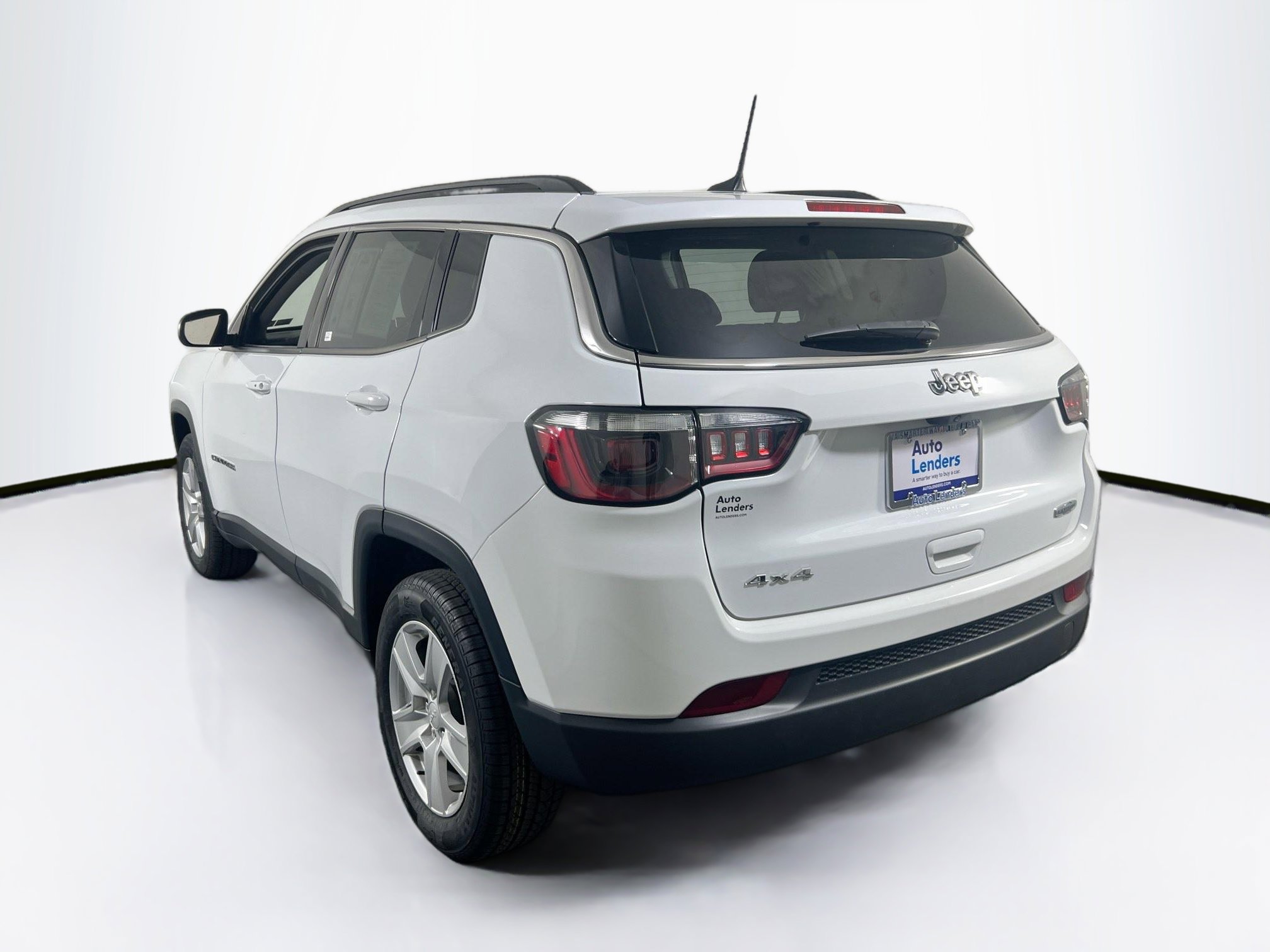 Used 2022 Jeep Compass Latitude w/ Convenience Group AWD/4WD image 7