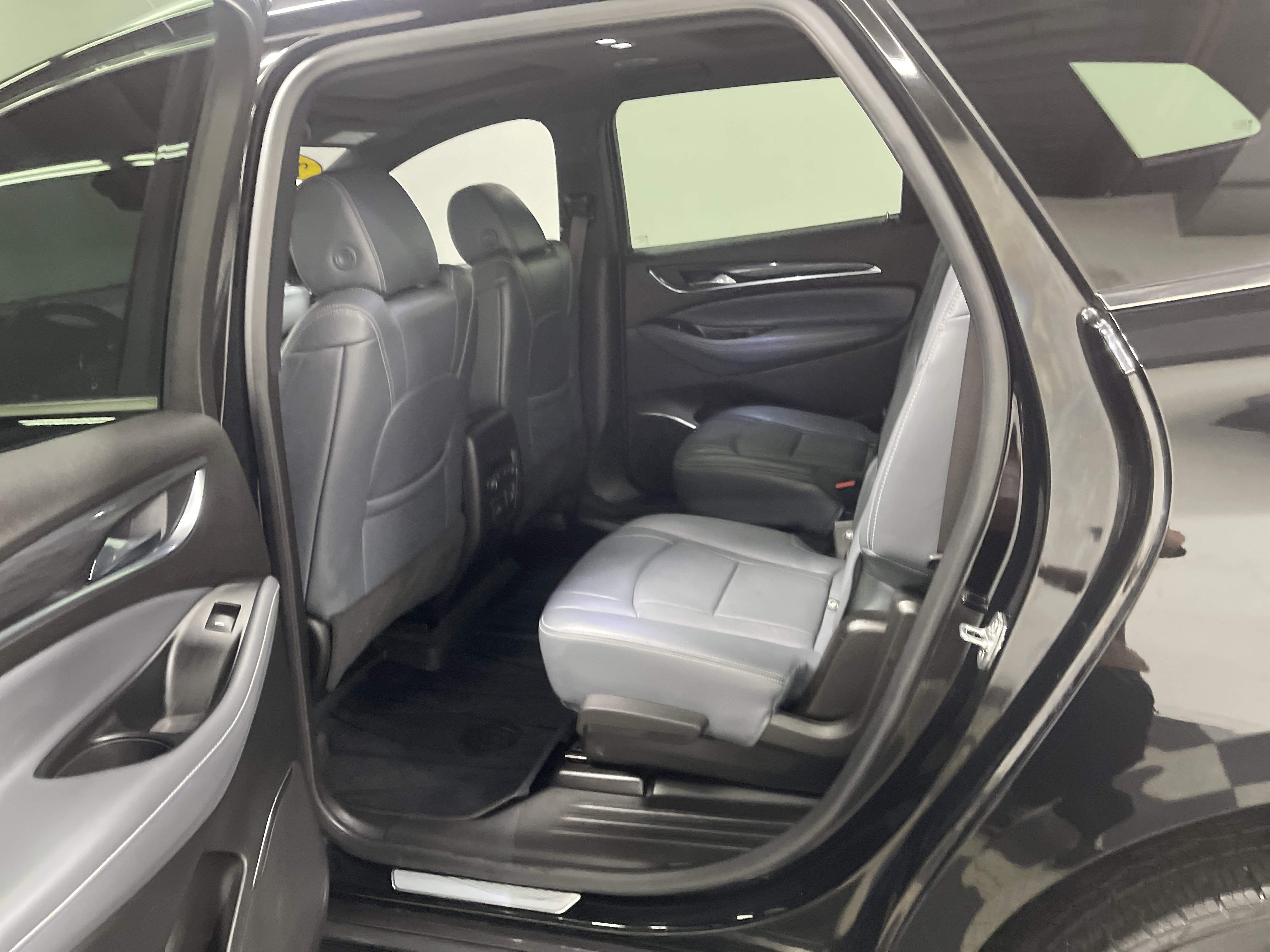 Used 2024 Buick Enclave Essence w/ Experience Buick Package image 13