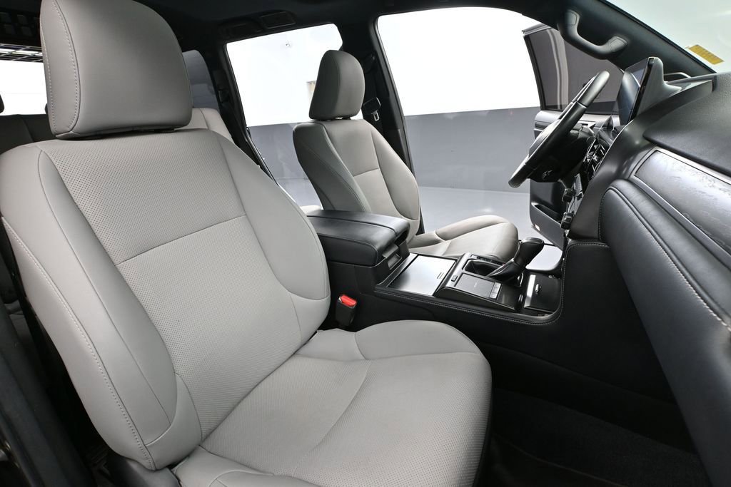 Used 2023 Lexus GX 460 w/ Black Line Special Edition AWD/4WD image 50