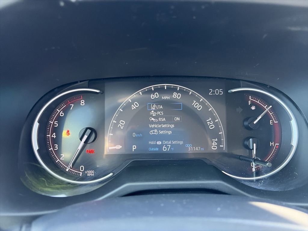Used 2023 Toyota RAV4 LE image 16