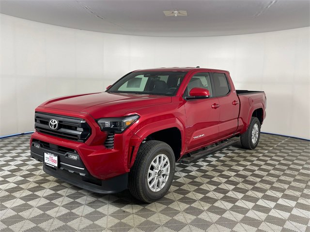 New 2025 Toyota Tacoma SR5