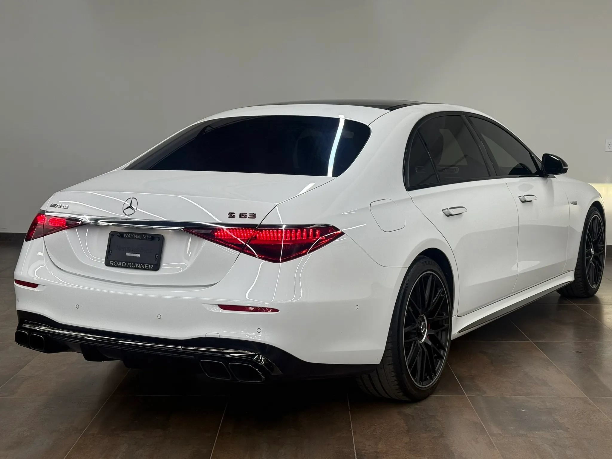 Used 2024 Mercedes-Benz S 63 AMG S image 10