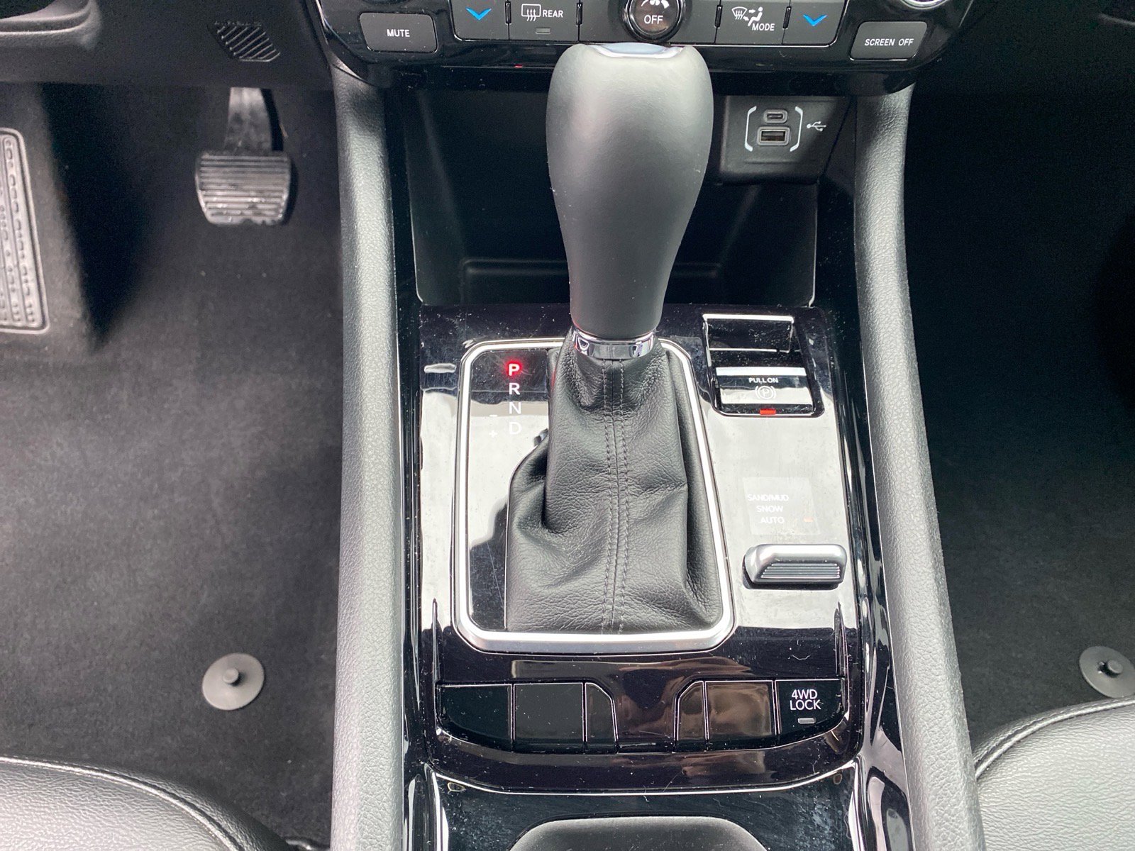 Used 2025 Jeep Compass Limited image 12