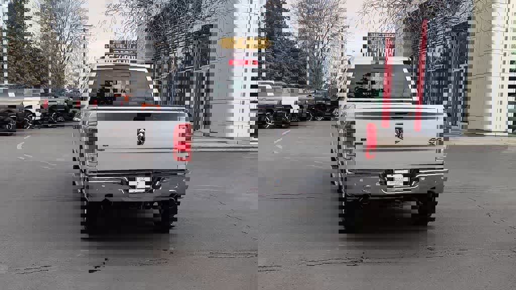 Used 2015 RAM 1500 Laramie image 7