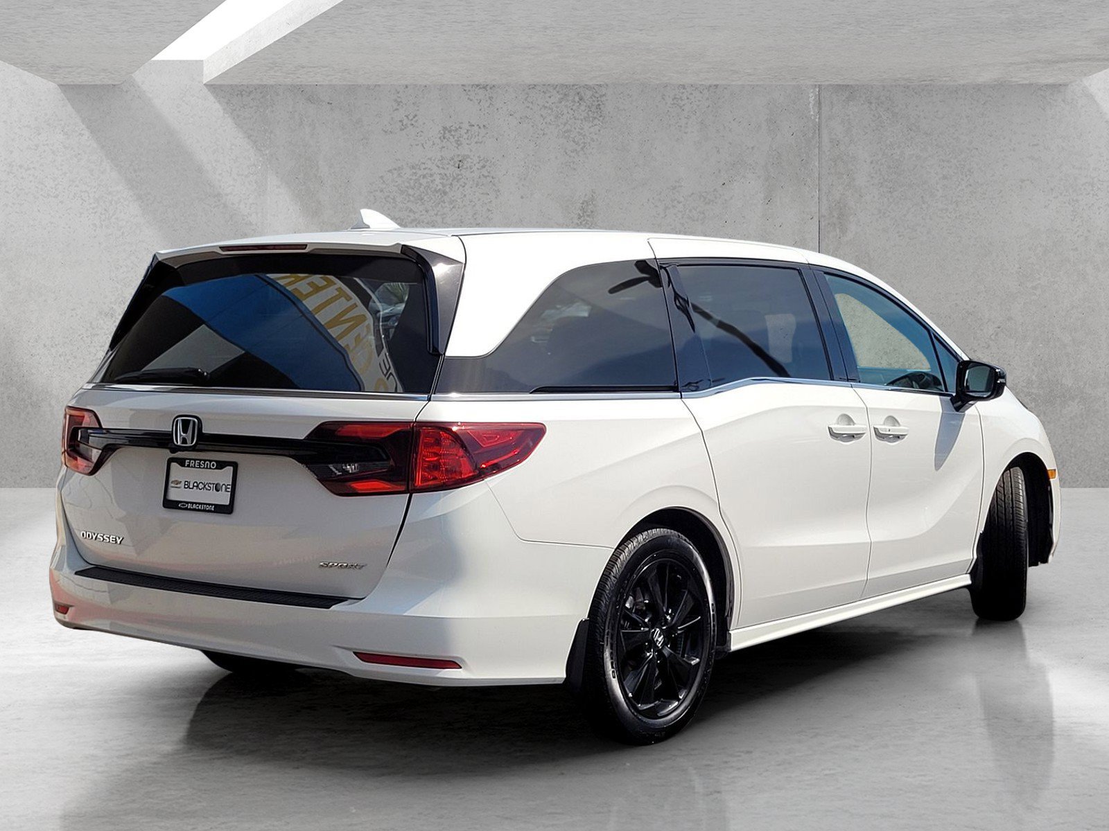 Used 2023 Honda Odyssey Sport image 5