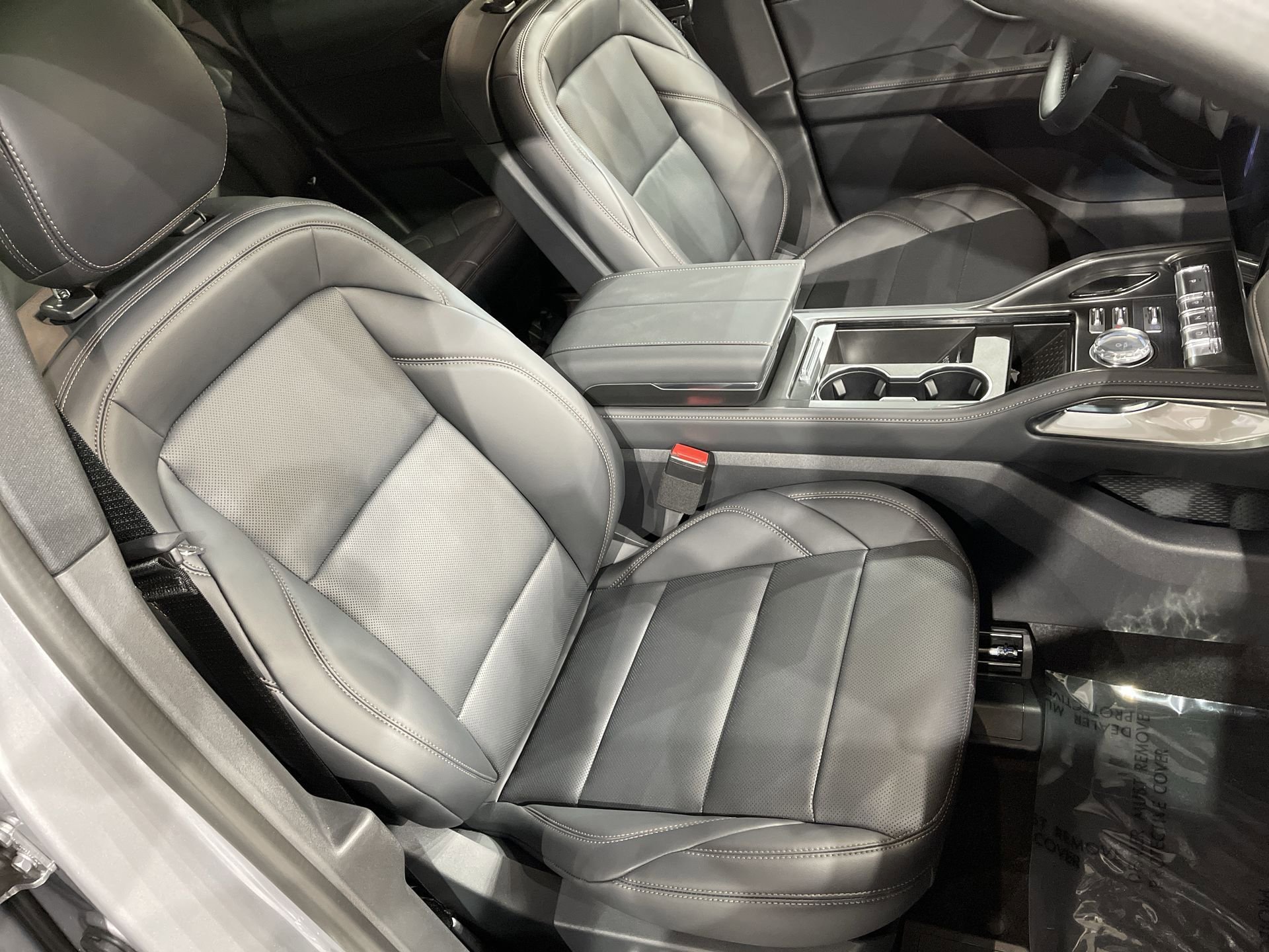 New 2024 Lincoln Nautilus Premier w/ Equipment Group 102A image 34