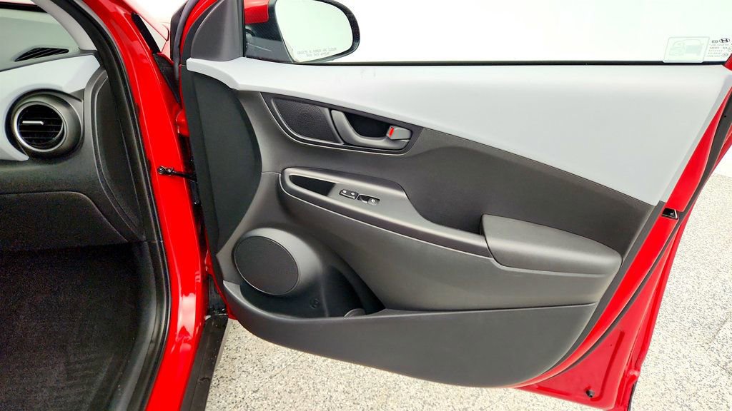 Used 2019 Hyundai Kona SE image 24