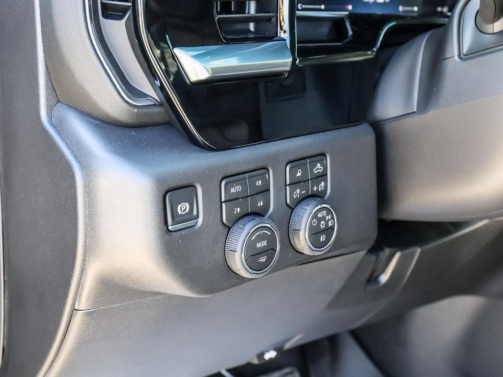 New 2026 Chevrolet Silverado 1500 RST AWD/4WD image 32