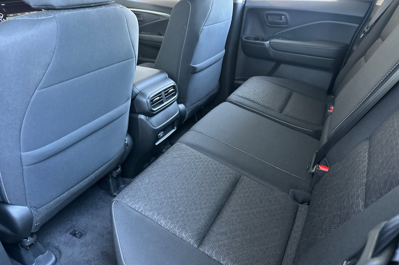 New 2025 Honda Ridgeline Sport image 8