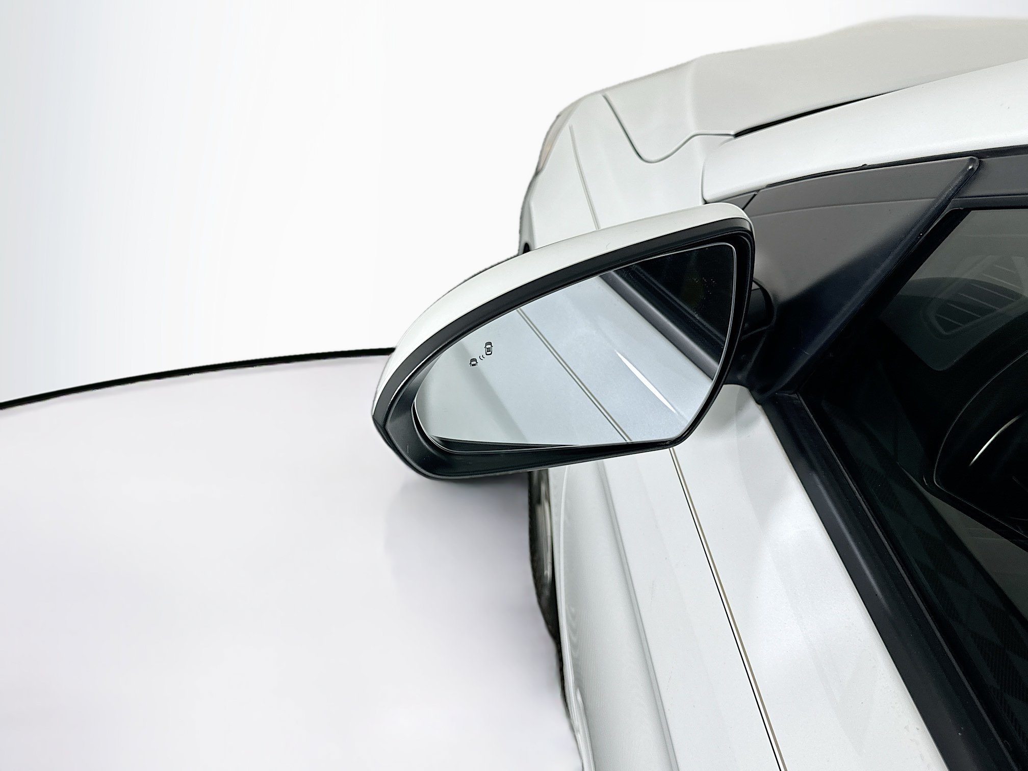 Used 2018 Hyundai Elantra Value Edition FWD image 16