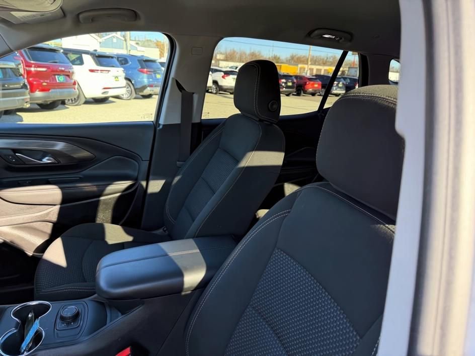 Certified 2024 GMC Terrain SLE image 11