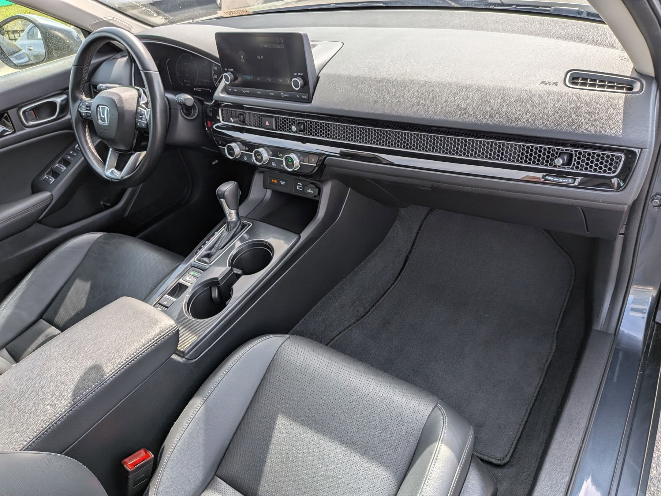 Used 2022 Honda Civic EX-L image 36