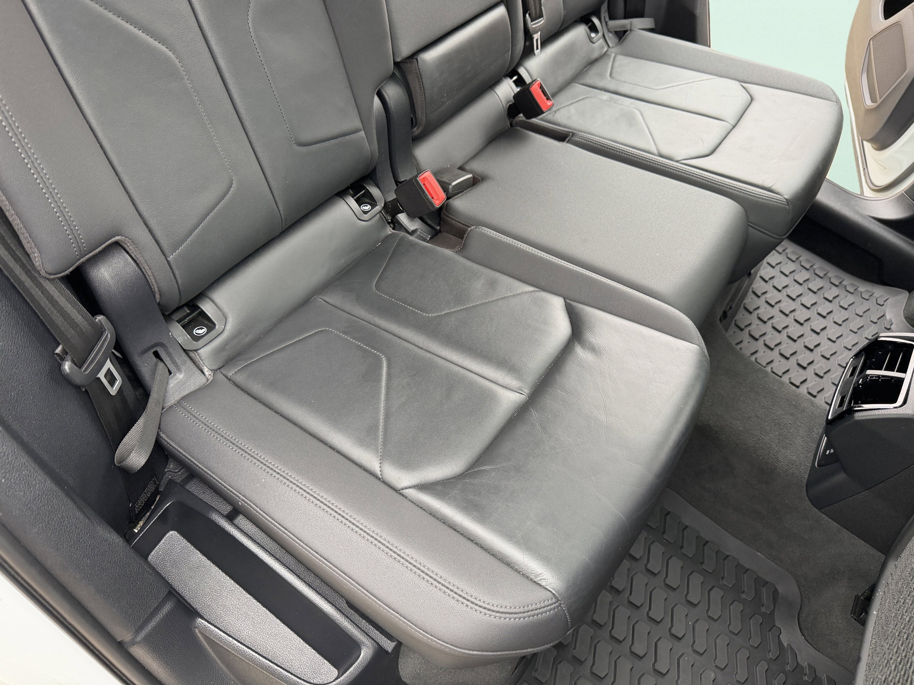 Used 2021 Audi Q3 2.0T Premium w/ Convenience Package image 29