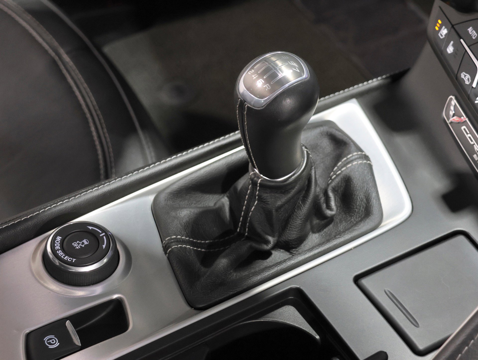 Used 2014 Chevrolet Corvette Stingray Coupe w/ 2LT Preferred Equipment Group image 63