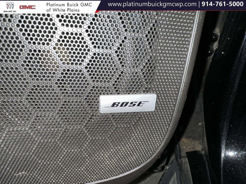 Used 2021 Buick Enclave Avenir w/ Avenir Technology Package image 21