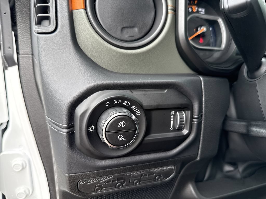 New 2026 Jeep Gladiator Mojave AWD/4WD image 31