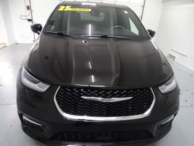 Used 2025 Chrysler Pacifica Select FWD image 23