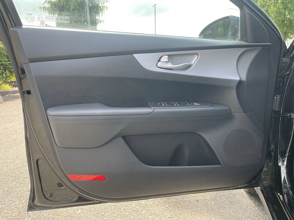 Used 2022 Kia Forte Sedan FWD image 19