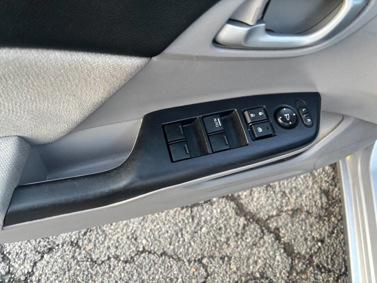 Used 2013 Honda Civic LX image 12