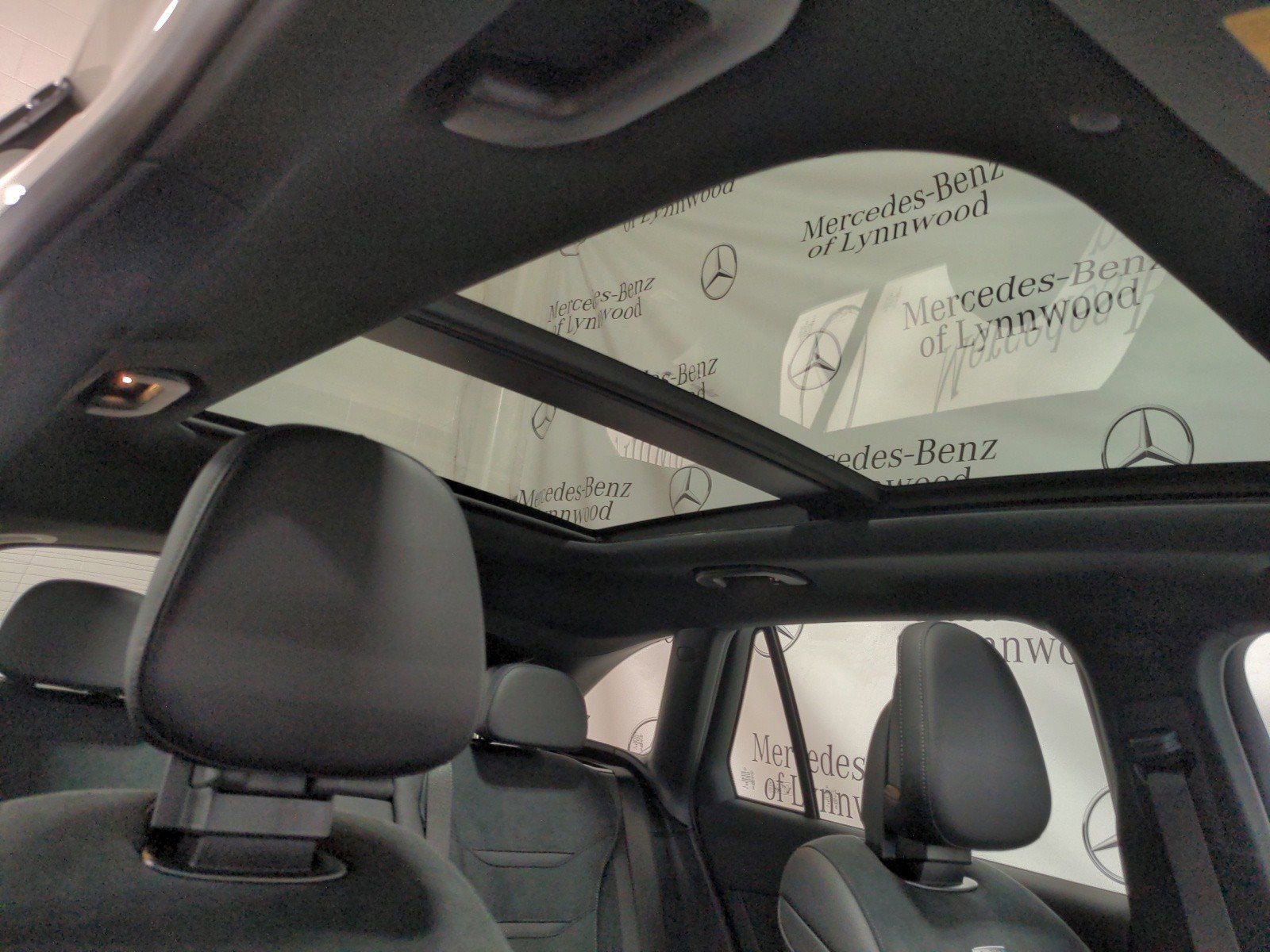 New 2025 Mercedes-Benz GLC 63 AMG S image 22