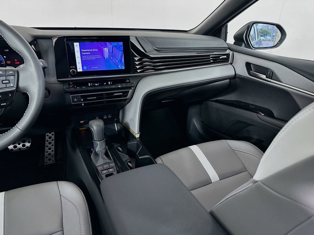 Certified 2025 Toyota Camry SE image 23