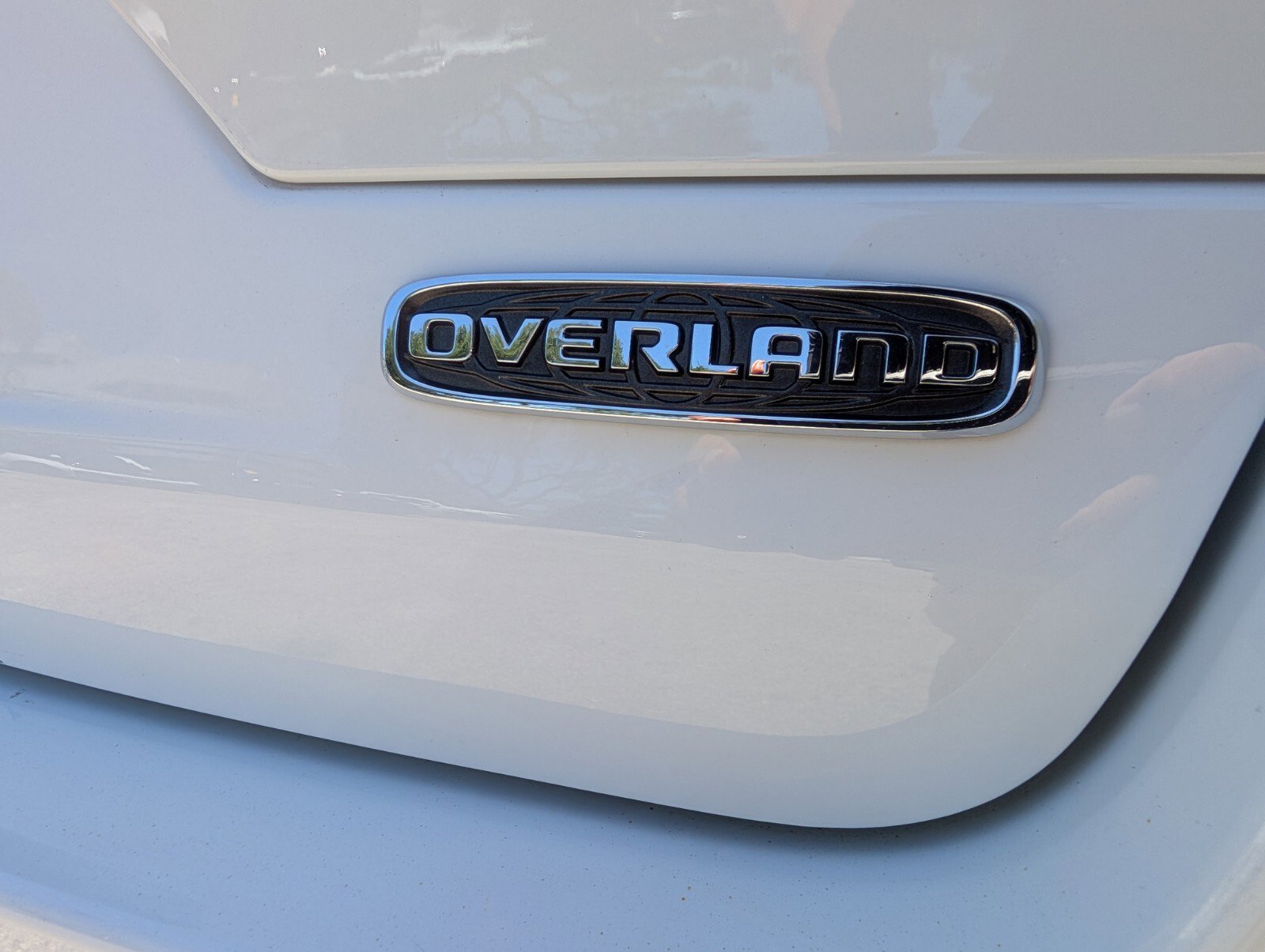Used 2022 Jeep Grand Cherokee Overland AWD/4WD image 15