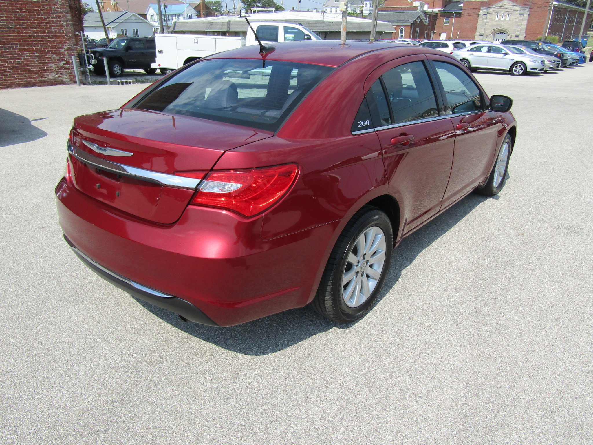 Used 2013 Chrysler 200 Touring FWD image 3