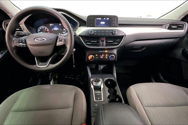 Used 2022 Ford Escape S image 15