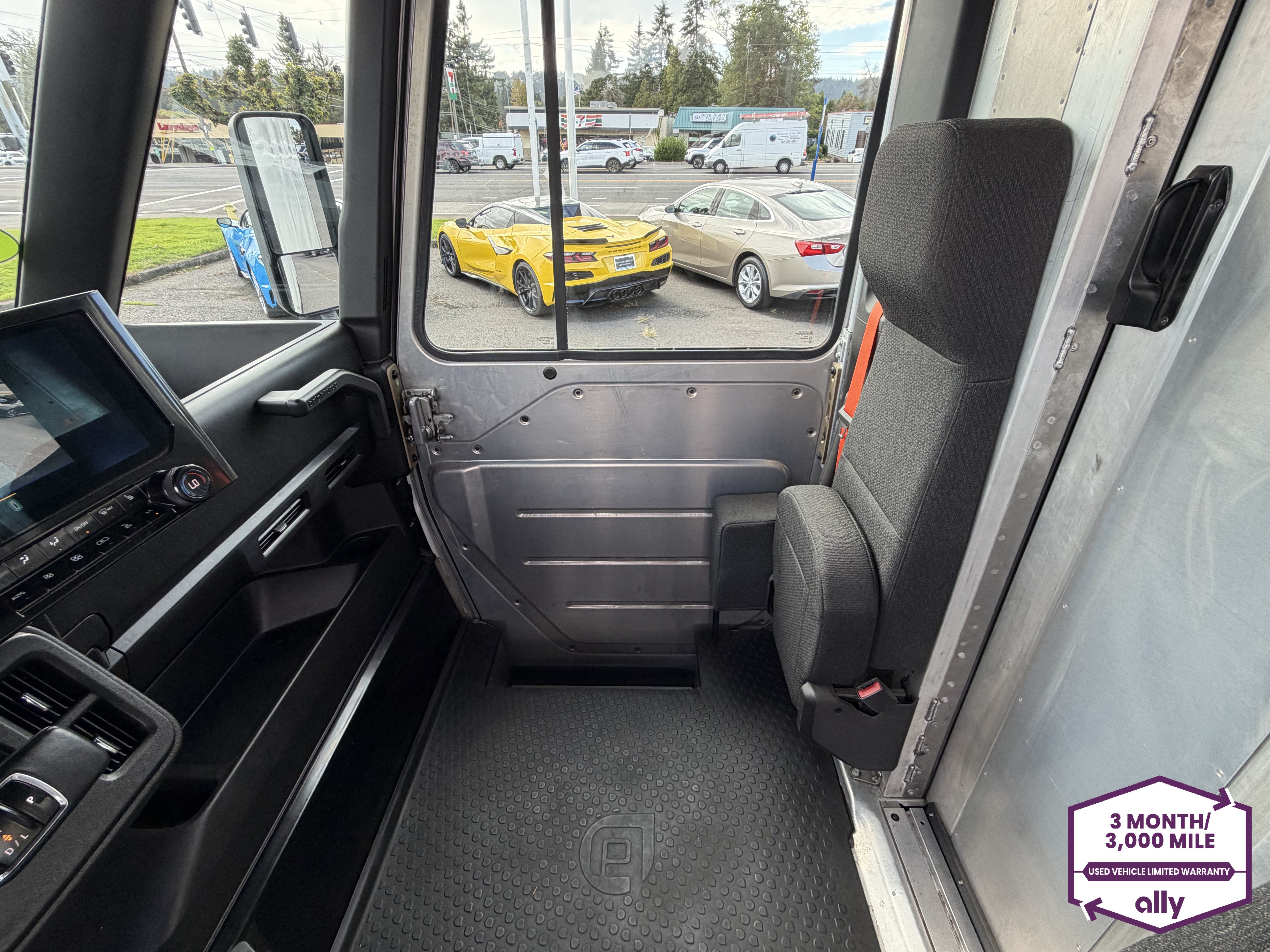 Used 2023 Chevrolet Brightdrop 600 w/ Active Safety Package 2 AWD/4WD image 25