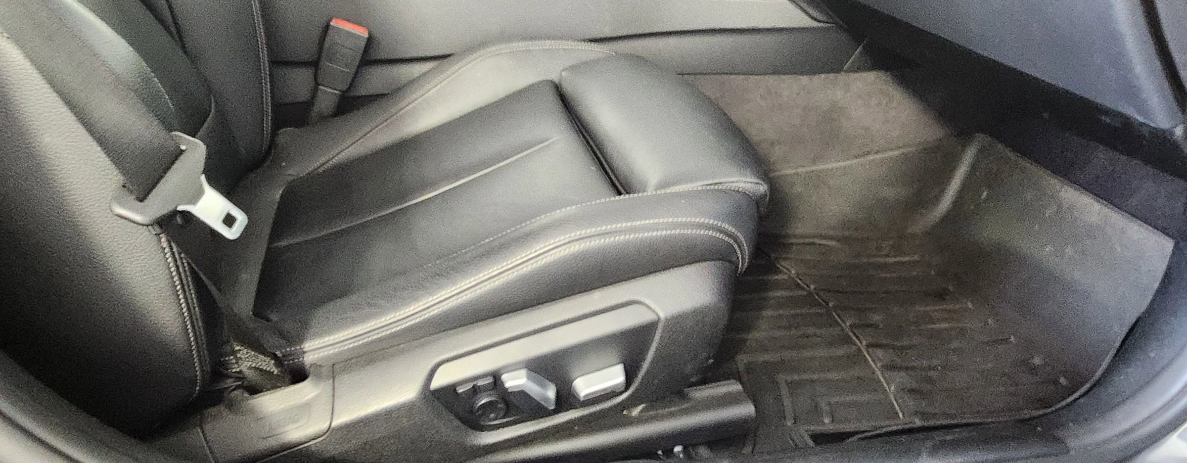 Used 2016 BMW 330e image 20