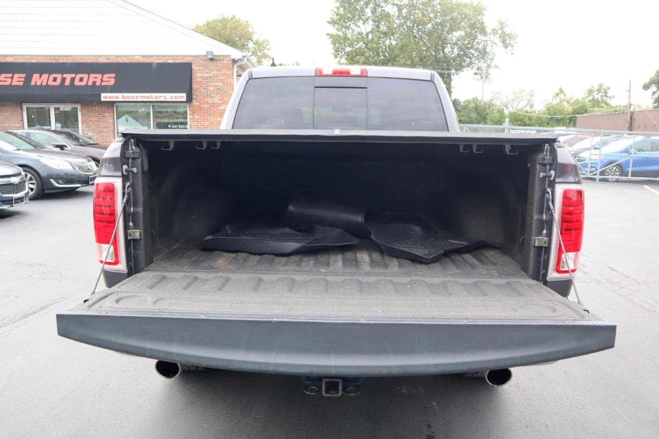 Used 2017 RAM 1500 Laramie w/ Convenience Group AWD/4WD image 14