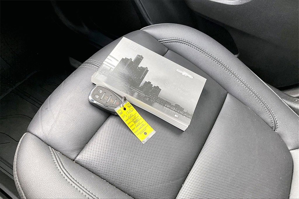 Used 2022 Chevrolet Blazer LT w/ Midnight/Sport Edition image 10