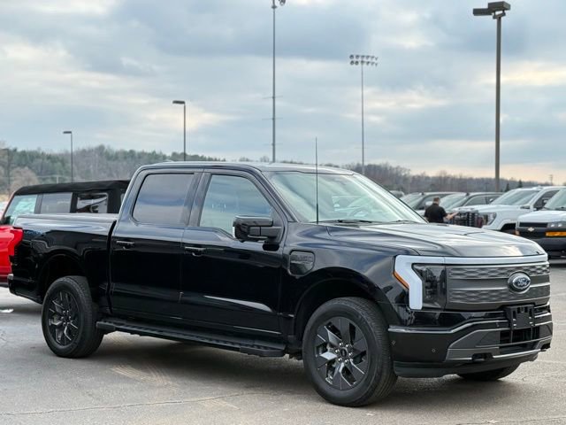 Certified 2022 Ford F150 Lightning Lariat w/ Equipment Group 511A High image 34